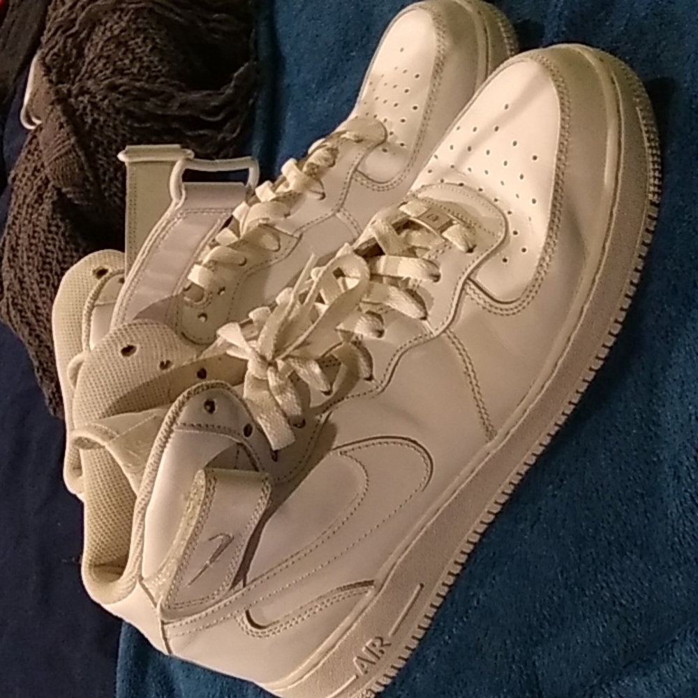 Nike Air Force 1's Size 11 - Picture 2 of 2